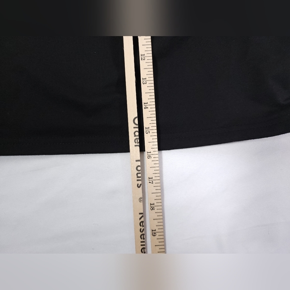 Shein "Friends Don't Lie" Women's Crop Hoodie Sweatshirt Size Small Black - Picture 7 of 10